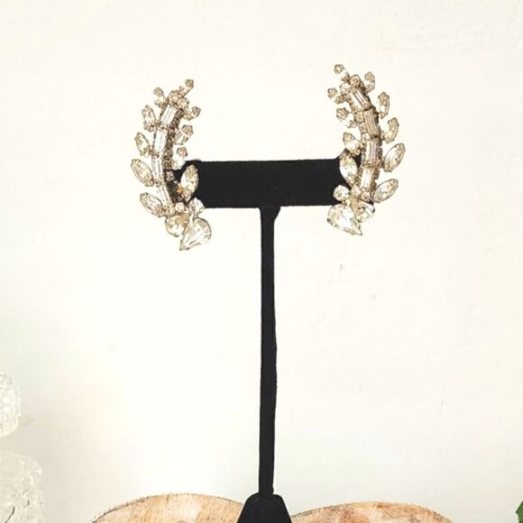 Vintage silver Crystal rhinestone climber earrings - Picture 3 of 16